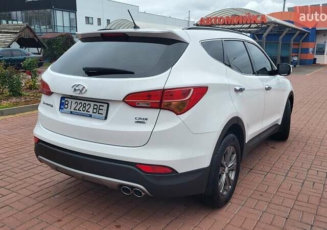 Белый Хендай Санта Фе, объемом двигателя 2.2 л и пробегом 235 тыс. км за 15500 $, фото 11 на Automoto.ua