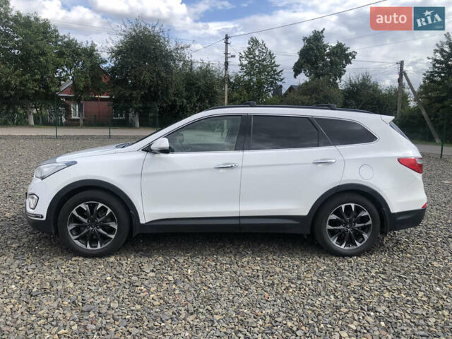 Белый Хендай Санта Фе, объемом двигателя 2.2 л и пробегом 209 тыс. км за 18500 $, фото 2 на Automoto.ua