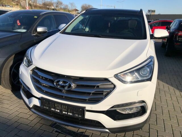 Белый Хендай Санта Фе, объемом двигателя 2.2 л и пробегом 141 тыс. км за 8700 $, фото 1 на Automoto.ua