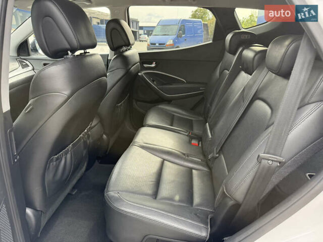 Белый Хендай Санта Фе, объемом двигателя 2.2 л и пробегом 167 тыс. км за 17450 $, фото 37 на Automoto.ua