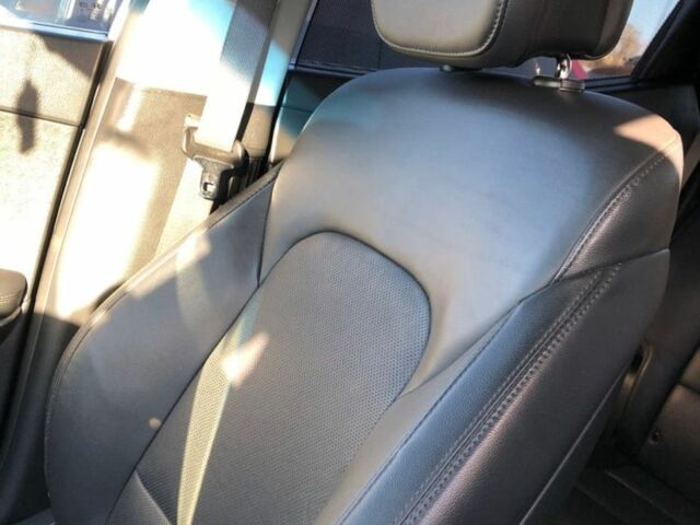 Белый Хендай Санта Фе, объемом двигателя 2.2 л и пробегом 141 тыс. км за 8700 $, фото 6 на Automoto.ua