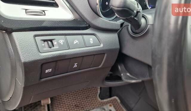 Хендай Санта Фе 2014 в Чернигове на Automoto.ua Белый Хендай Санта Фе, объемом двигателя 2.2 л и пробегом 125 тыс. км за 17600 $, фото 8 на Automoto.ua