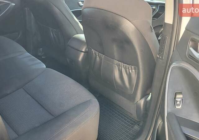 Белый Хендай Санта Фе, объемом двигателя 2.2 л и пробегом 235 тыс. км за 15500 $, фото 47 на Automoto.ua