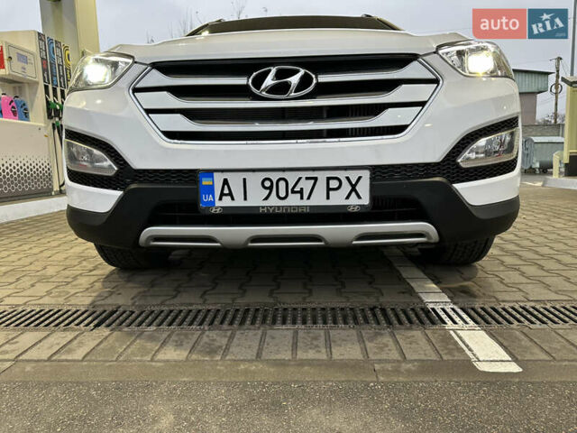 Белый Хендай Санта Фе, объемом двигателя 2 л и пробегом 110 тыс. км за 19200 $, фото 9 на Automoto.ua