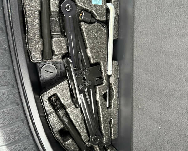 Белый Хендай Санта Фе, объемом двигателя 2.2 л и пробегом 185 тыс. км за 18900 $, фото 80 на Automoto.ua