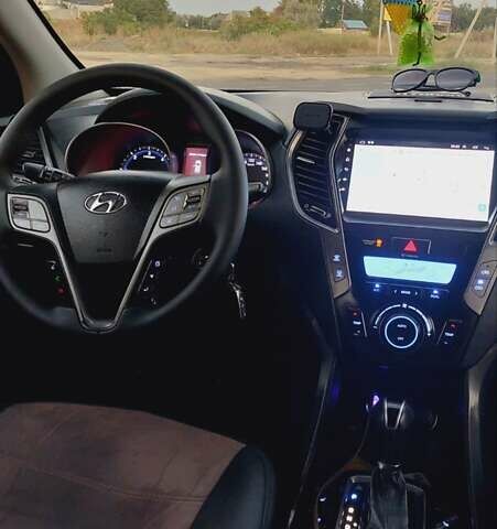 Білий Хендай Санта Фе, об'ємом двигуна 2.2 л та пробігом 240 тис. км за 16000 $, фото 13 на Automoto.ua