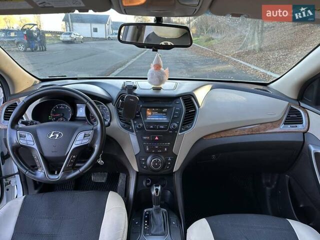Білий Хендай Санта Фе, об'ємом двигуна 2.36 л та пробігом 240 тис. км за 14200 $, фото 3 на Automoto.ua