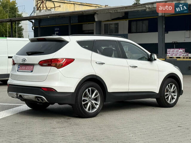 Белый Хендай Санта Фе, объемом двигателя 2.2 л и пробегом 167 тыс. км за 17450 $, фото 7 на Automoto.ua