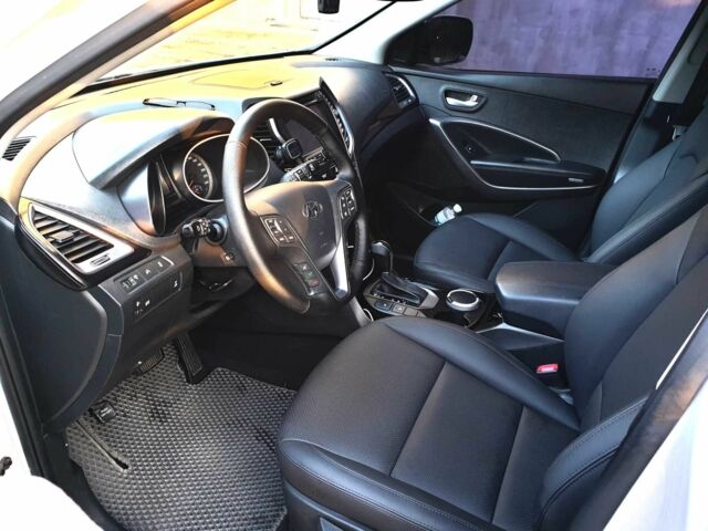 Білий Хендай Санта Фе, об'ємом двигуна 2.4 л та пробігом 152 тис. км за 15500 $, фото 4 на Automoto.ua