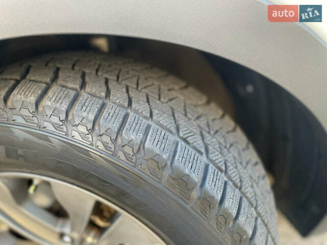 Белый Хендай Санта Фе, объемом двигателя 2.36 л и пробегом 141 тыс. км за 12350 $, фото 19 на Automoto.ua