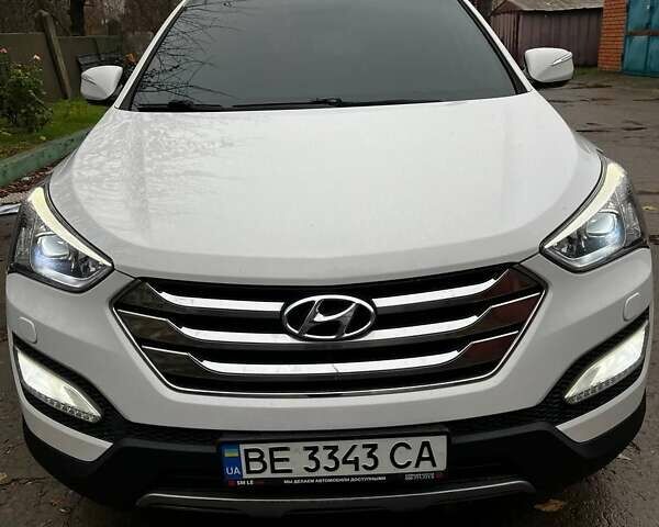 Белый Хендай Санта Фе, объемом двигателя 2.2 л и пробегом 197 тыс. км за 18000 $, фото 2 на Automoto.ua