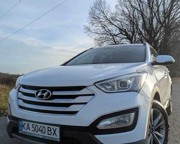 Білий Хендай Санта Фе, об'ємом двигуна 2 л та пробігом 252 тис. км за 16300 $, фото 4 на Automoto.ua