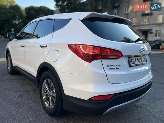 Белый Хендай Санта Фе, объемом двигателя 2.36 л и пробегом 141 тыс. км за 12350 $, фото 23 на Automoto.ua