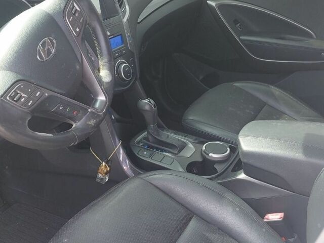 Белый Хендай Санта Фе, объемом двигателя 2 л и пробегом 240 тыс. км за 15500 $, фото 6 на Automoto.ua