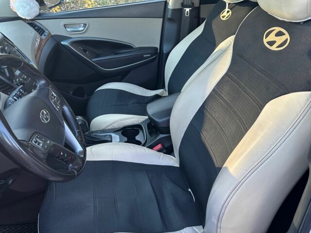 Белый Хендай Санта Фе, объемом двигателя 2.4 л и пробегом 240 тыс. км за 14200 $, фото 6 на Automoto.ua