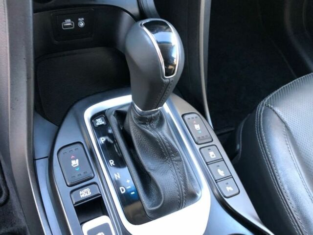 Белый Хендай Санта Фе, объемом двигателя 2.2 л и пробегом 141 тыс. км за 8700 $, фото 11 на Automoto.ua