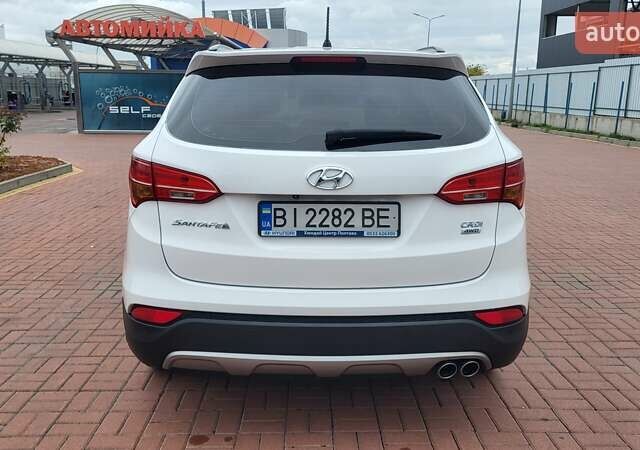 Белый Хендай Санта Фе, объемом двигателя 2.2 л и пробегом 235 тыс. км за 15500 $, фото 12 на Automoto.ua