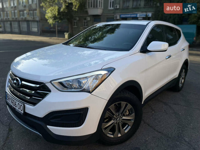Белый Хендай Санта Фе, объемом двигателя 2.36 л и пробегом 141 тыс. км за 12350 $, фото 4 на Automoto.ua