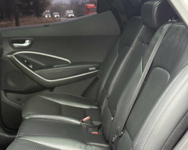 Белый Хендай Санта Фе, объемом двигателя 2.2 л и пробегом 185 тыс. км за 18700 $, фото 73 на Automoto.ua