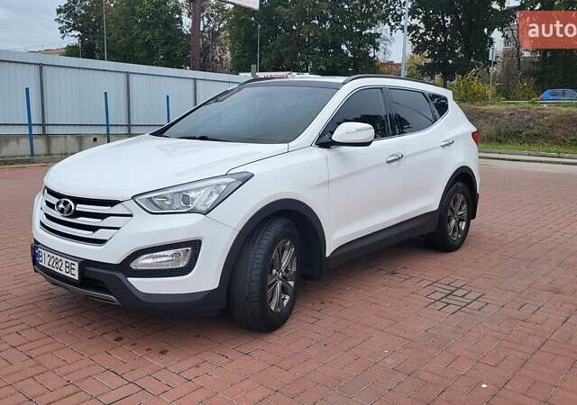 Белый Хендай Санта Фе, объемом двигателя 2.2 л и пробегом 235 тыс. км за 15500 $, фото 4 на Automoto.ua