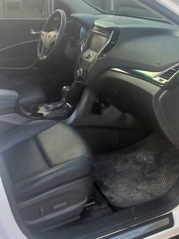 Білий Хендай Санта Фе, об'ємом двигуна 2 л та пробігом 151 тис. км за 18800 $, фото 5 на Automoto.ua