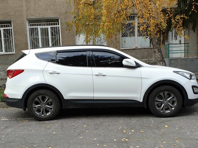 Білий Хендай Санта Фе, об'ємом двигуна 2.4 л та пробігом 152 тис. км за 15500 $, фото 11 на Automoto.ua