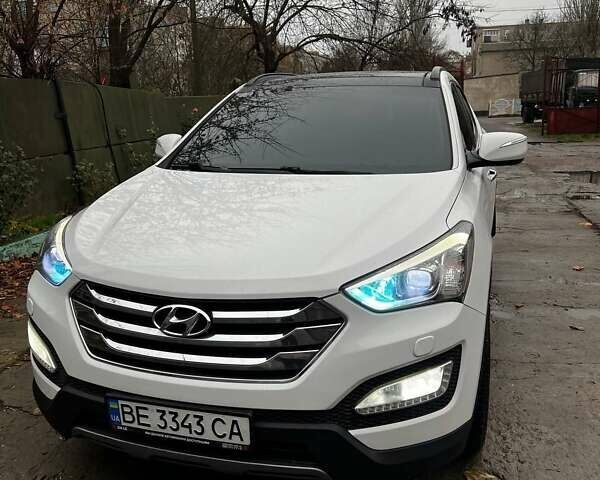 Белый Хендай Санта Фе, объемом двигателя 2.2 л и пробегом 197 тыс. км за 18000 $, фото 1 на Automoto.ua