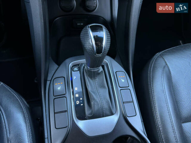 Білий Хендай Санта Фе, об'ємом двигуна 2.2 л та пробігом 226 тис. км за 18900 $, фото 35 на Automoto.ua