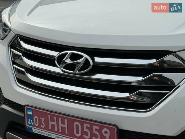 Белый Хендай Санта Фе, объемом двигателя 2.2 л и пробегом 167 тыс. км за 17450 $, фото 20 на Automoto.ua