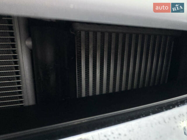 Білий Хендай Санта Фе, об'ємом двигуна 2 л та пробігом 110 тис. км за 19200 $, фото 25 на Automoto.ua