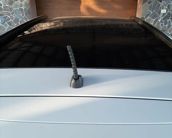 Белый Хендай Санта Фе, объемом двигателя 2.2 л и пробегом 177 тыс. км за 22600 $, фото 32 на Automoto.ua