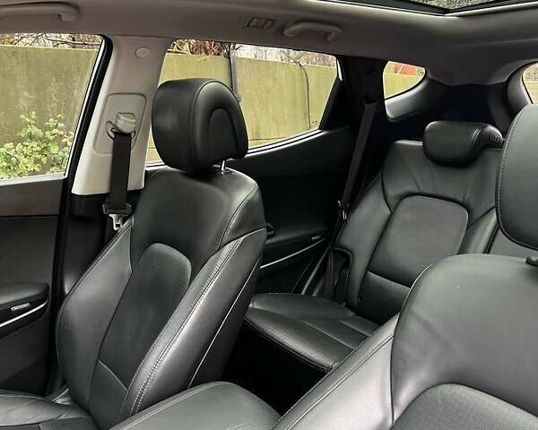 Белый Хендай Санта Фе, объемом двигателя 2.2 л и пробегом 197 тыс. км за 18000 $, фото 18 на Automoto.ua