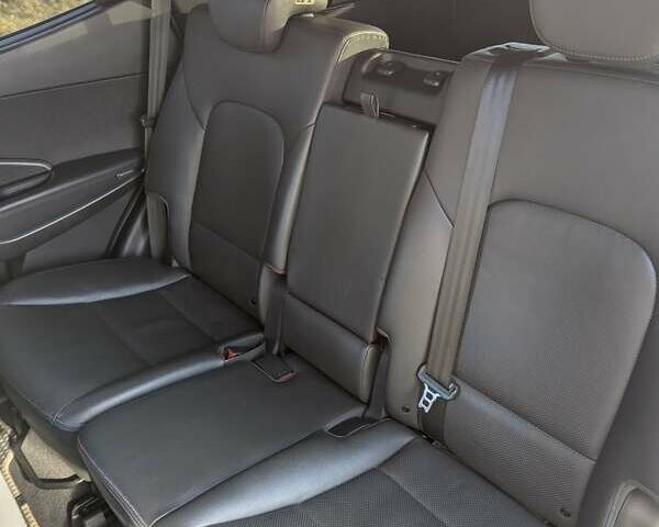 Білий Хендай Санта Фе, об'ємом двигуна 2 л та пробігом 252 тис. км за 16300 $, фото 28 на Automoto.ua