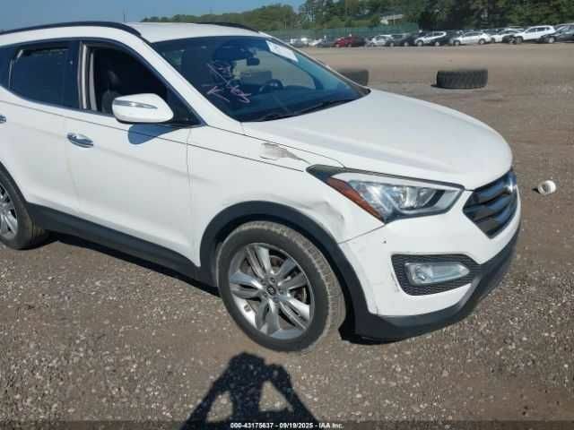 Белый Хендай Санта Фе, объемом двигателя 2 л и пробегом 96 тыс. км за 2000 $, фото 5 на Automoto.ua