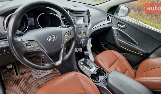 Хендай Санта Фе 2014 в Чернигове на Automoto.ua Белый Хендай Санта Фе, объемом двигателя 2.2 л и пробегом 125 тыс. км за 17600 $, фото 12 на Automoto.ua