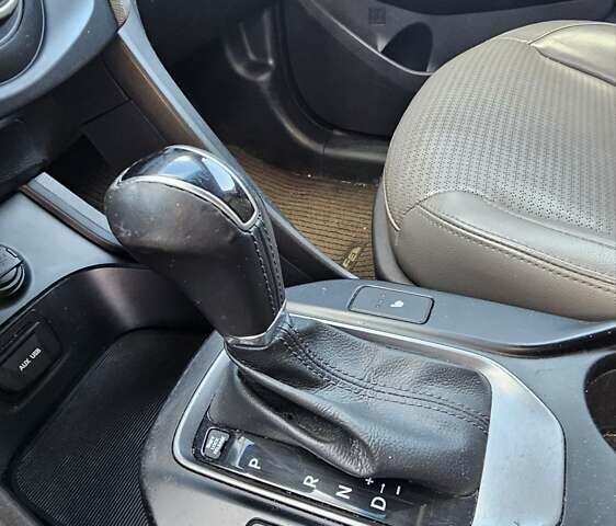 Белый Хендай Санта Фе, объемом двигателя 2 л и пробегом 270 тыс. км за 7000 $, фото 21 на Automoto.ua