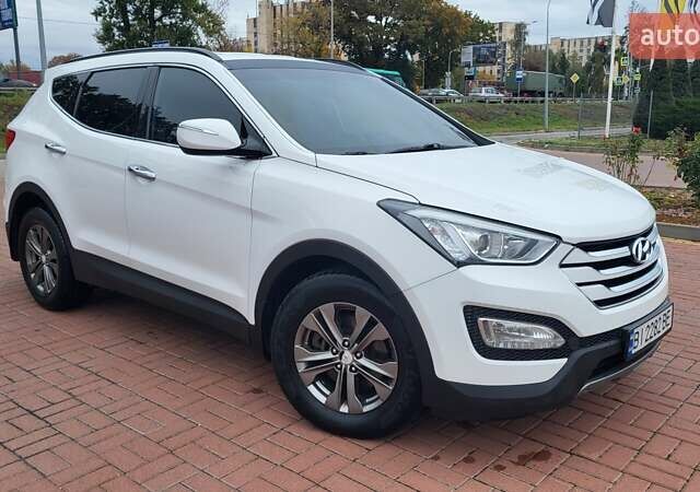 Белый Хендай Санта Фе, объемом двигателя 2.2 л и пробегом 235 тыс. км за 15500 $, фото 6 на Automoto.ua