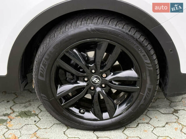 Белый Хендай Санта Фе, объемом двигателя 2.2 л и пробегом 185 тыс. км за 18700 $, фото 19 на Automoto.ua