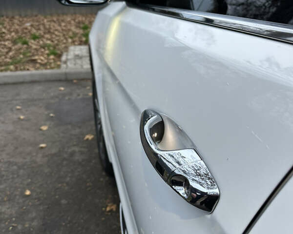 Белый Хендай Санта Фе, объемом двигателя 2 л и пробегом 110 тыс. км за 19200 $, фото 33 на Automoto.ua