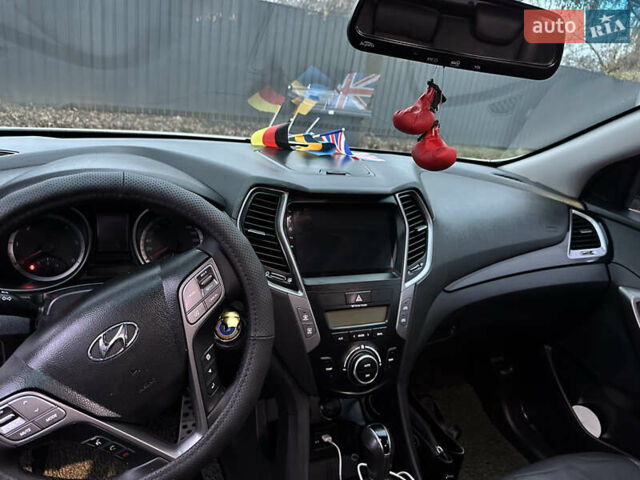 Белый Хендай Санта Фе, объемом двигателя 2 л и пробегом 110 тыс. км за 19200 $, фото 36 на Automoto.ua