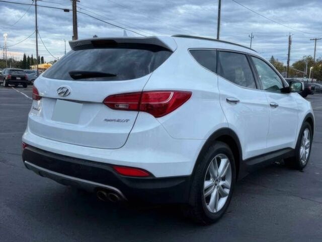 Білий Хендай Санта Фе, об'ємом двигуна 2 л та пробігом 81 тис. км за 11250 $, фото 5 на Automoto.ua