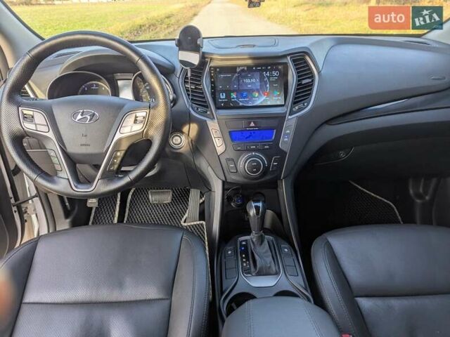 Білий Хендай Санта Фе, об'ємом двигуна 2 л та пробігом 252 тис. км за 16300 $, фото 18 на Automoto.ua
