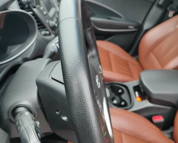 Белый Хендай Санта Фе, объемом двигателя 2.2 л и пробегом 78 тыс. км за 22999 $, фото 14 на Automoto.ua