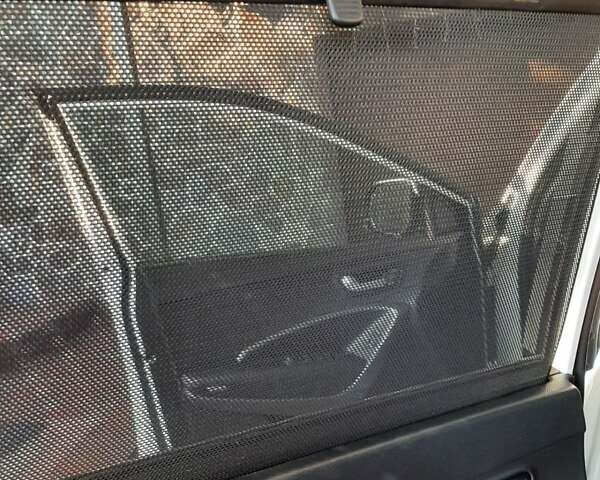 Белый Хендай Санта Фе, объемом двигателя 2.2 л и пробегом 177 тыс. км за 22600 $, фото 11 на Automoto.ua