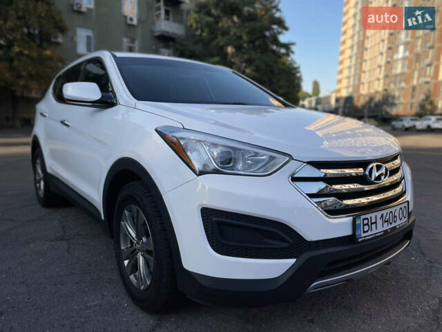 Белый Хендай Санта Фе, объемом двигателя 2.36 л и пробегом 141 тыс. км за 12350 $, фото 21 на Automoto.ua