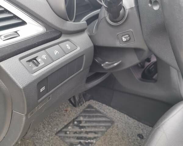 Хендай Санта Фе 2014 в Житомире на Automoto.ua Белый Хендай Санта Фе, объемом двигателя 2 л и пробегом 236 тыс. км за 16800 $, фото 20 на Automoto.ua