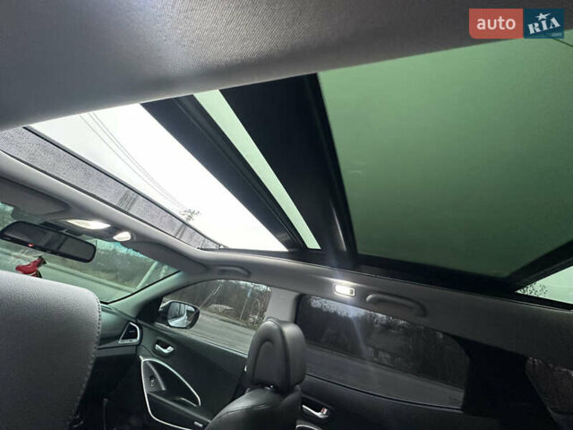 Белый Хендай Санта Фе, объемом двигателя 2 л и пробегом 110 тыс. км за 19200 $, фото 14 на Automoto.ua