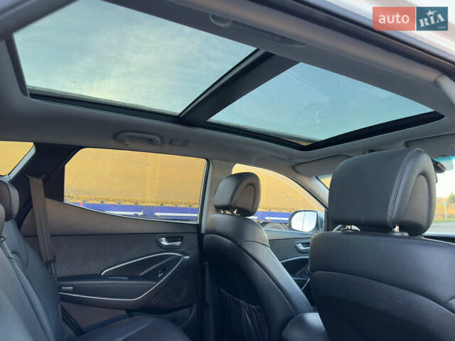 Білий Хендай Санта Фе, об'ємом двигуна 2.2 л та пробігом 226 тис. км за 18900 $, фото 38 на Automoto.ua