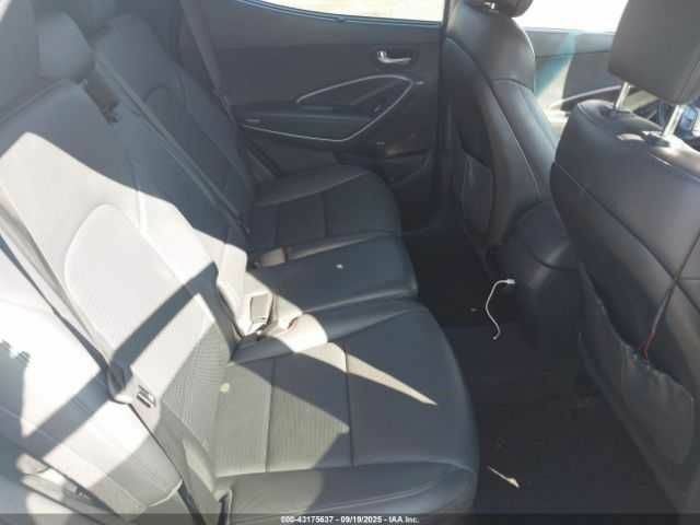 Белый Хендай Санта Фе, объемом двигателя 2 л и пробегом 96 тыс. км за 2000 $, фото 7 на Automoto.ua