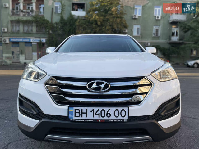 Белый Хендай Санта Фе, объемом двигателя 2.36 л и пробегом 141 тыс. км за 12350 $, фото 24 на Automoto.ua